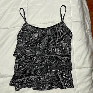 Caribbean Joe Layered tankini. Size s/m